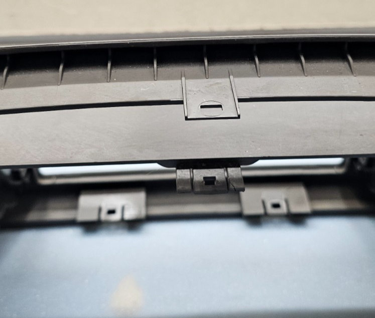 🔥02-06 Toyota CAMRY Dash RADIO BEZEL Center Air Vents CLOCK Trim GRAY B25