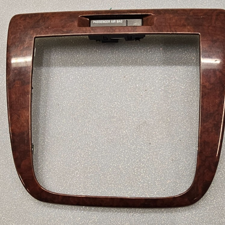 06-13 Chevy Impala Center Dash AM FM Radio Stereo Display Trim Panel Bezel Wood