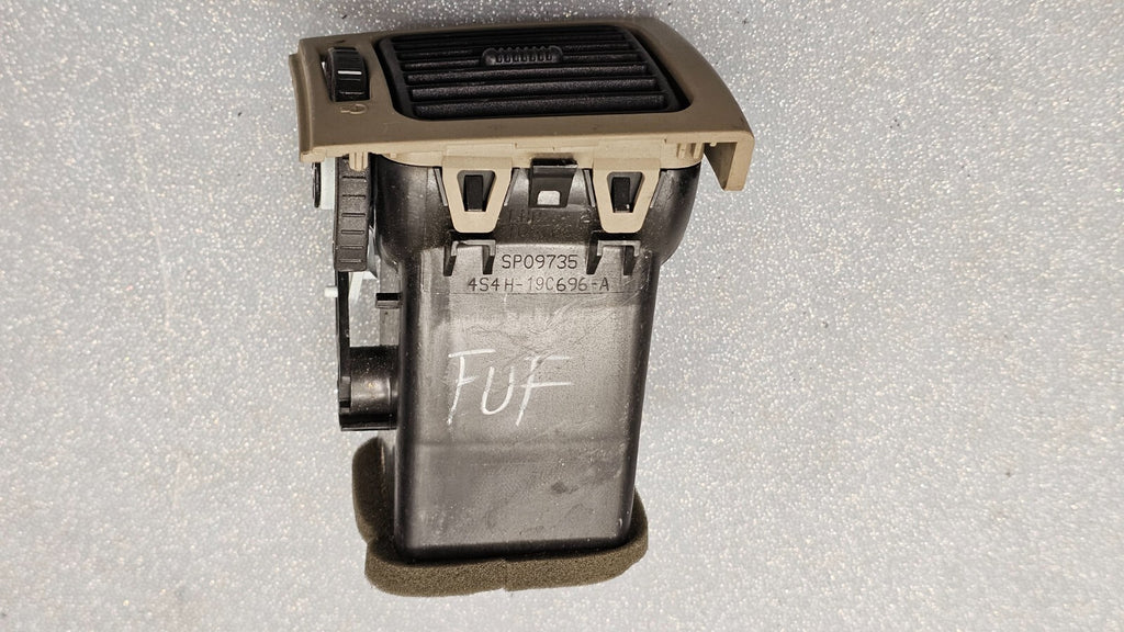 🔥05-07 FORD FOCUS Dash left Driver Master AC A/C Air Vent Heater Panel Tan