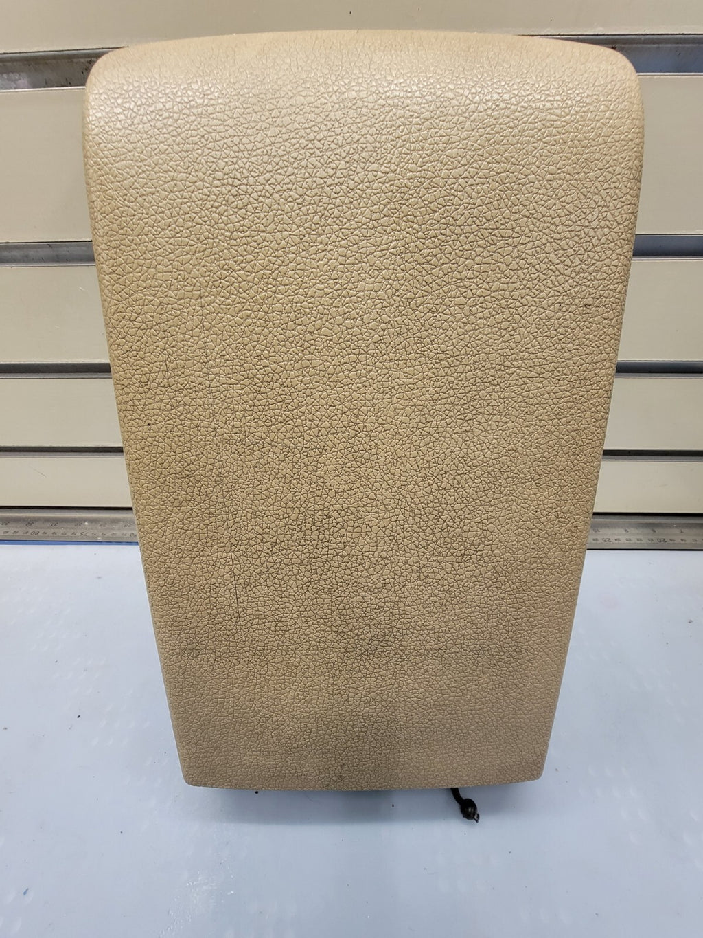 🔥06-10 FORD EXPLORER MERCURY MOUNTINEER CENTER CONSOLE ARM RESTER LID TAN