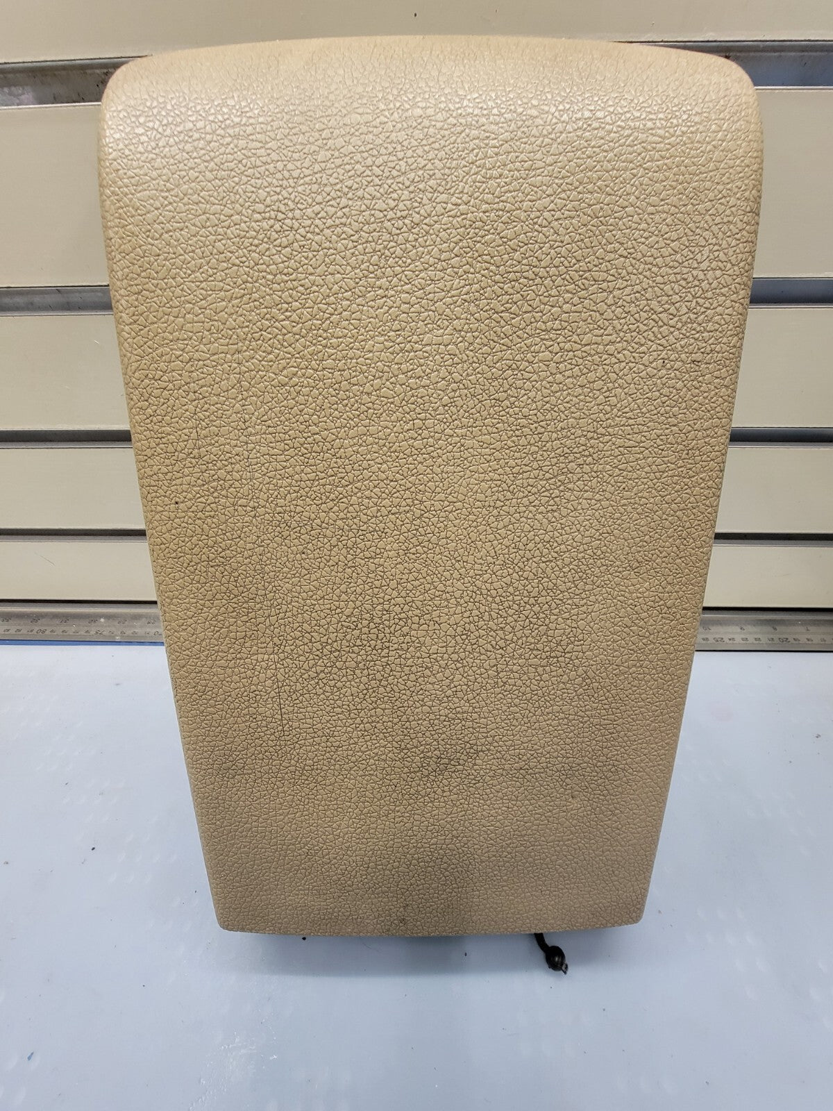 🔥06-10 FORD EXPLORER MERCURY MOUNTINEER CENTER CONSOLE ARM RESTER LID TAN