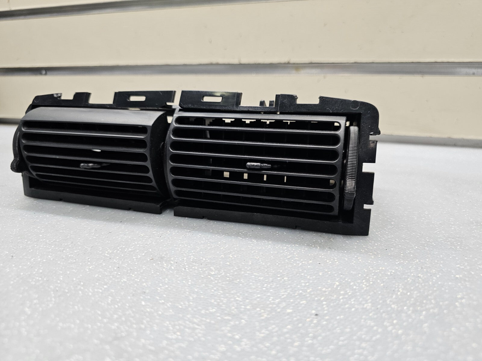 🔥04-11 Ford Ranger Dash Front Center AC Air Vent Heater Conditioner Trim Panel