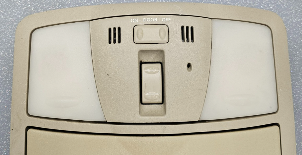 🔥09-14 Maxima Murano Rogue Overhead Console Storage Dome Map Light Lamp Tan
