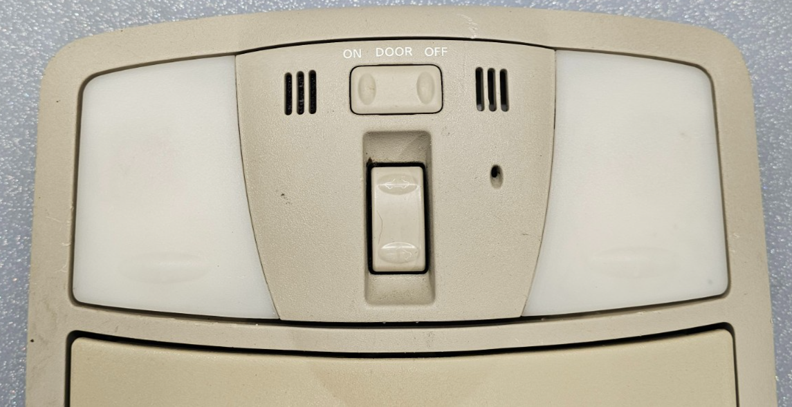 🔥09-14 Maxima Murano Rogue Overhead Console Storage Dome Map Light Lamp Tan