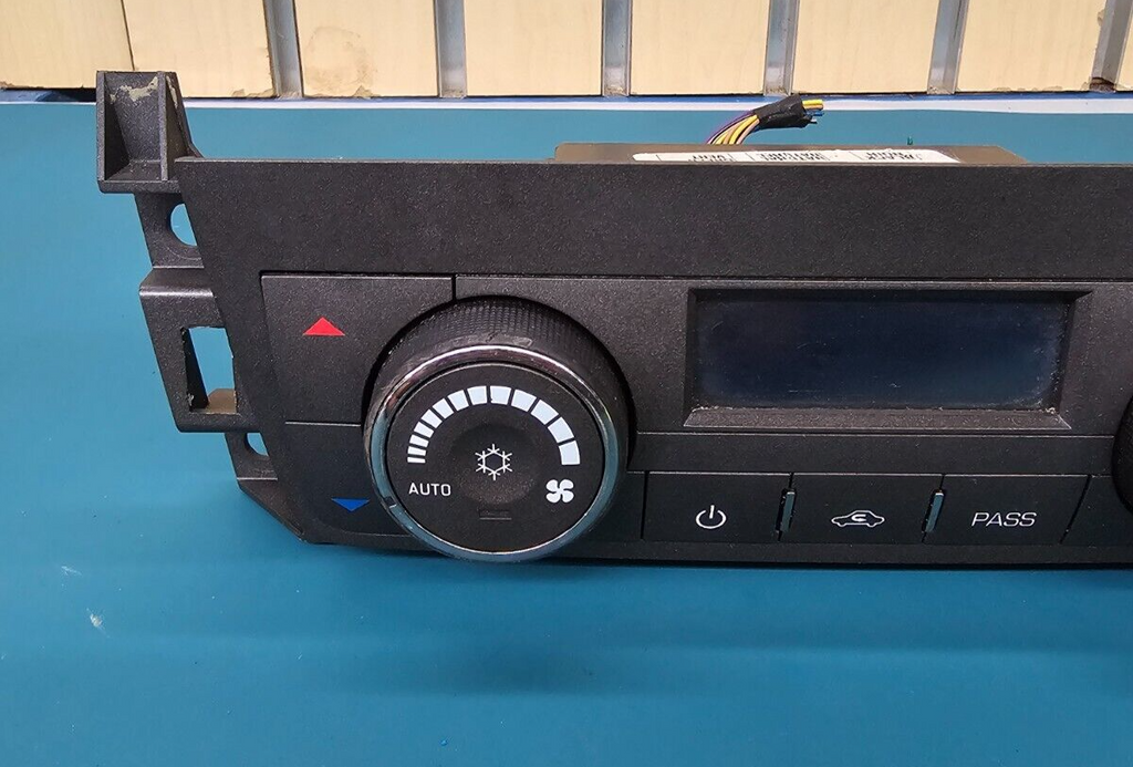 🔥08-09 Cadillac SRX Dash AC HVAC Heater Temperature Climate Control Conditioner