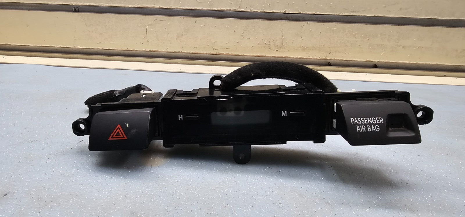 🔥06-10 Kia Sportage Hazard Switch Control Dash Digital Clock Display Time Black