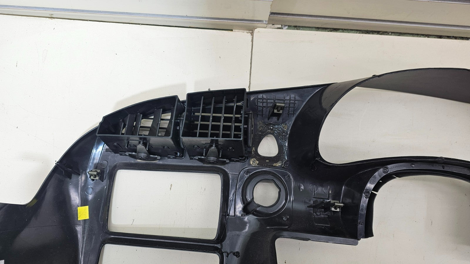🔥 00-05 Chevy Monte Carlo Dash Bezel Radio Surround Cluster Trim  Black