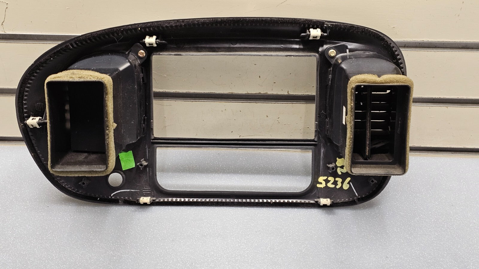 🔥97-03 Ford F150 Center Dash AM FM Radio Climate Trim Stereo BEZEL Panel Gray