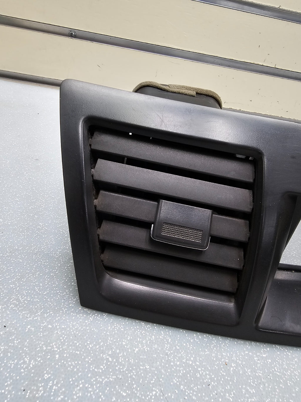 🔥08-13 Toyota Highlander Center Dash AC Air Vents Trim Bezel Assembly Black OEM