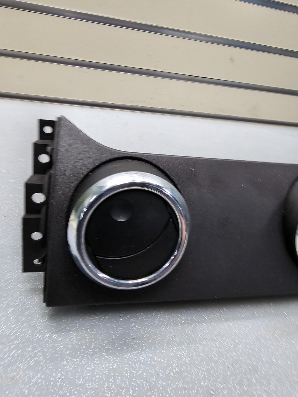 🔥2005-2009 FORD MUSTANG OEM CENTER DASH AIR VENT TRIM BEZEL BLACK OEM