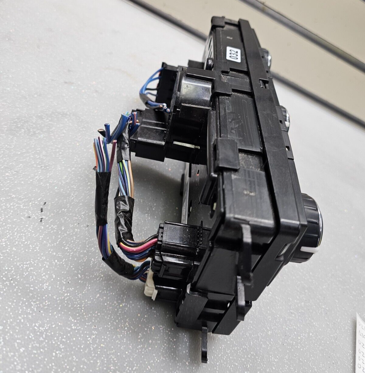 08-10 Grand Caravan Town Country Dash AC Heater Climate Temperature Control Unit