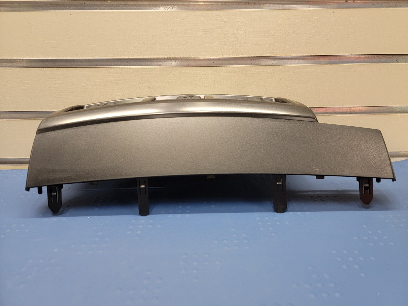 🔥2012-2014 Toyota Prius V Center Dash Vent Heater Air Conditioner Vents OEM