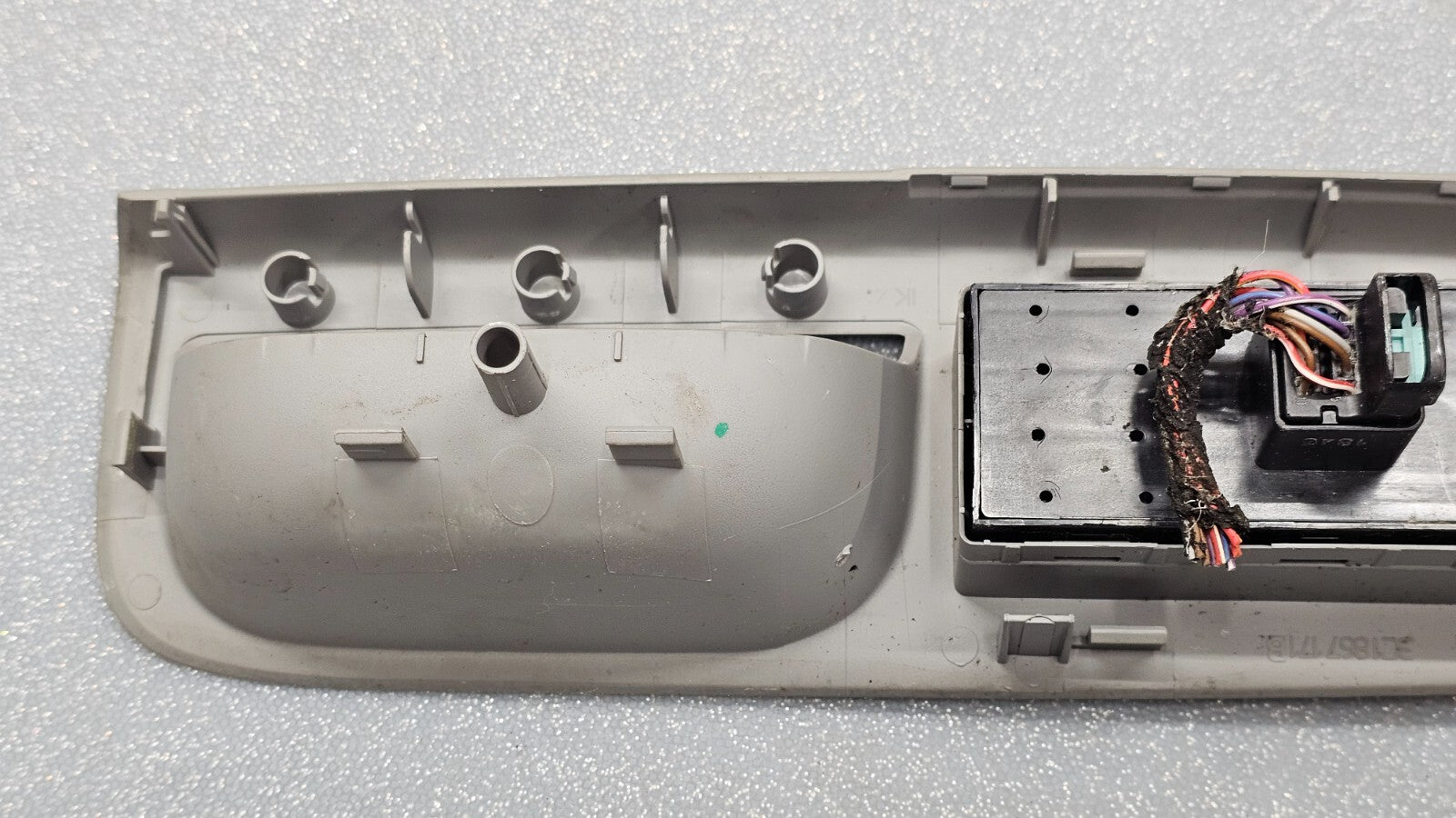 06-10 Passat Golf Jetta Rabbit Left Driver Door Master Power Window Switch Tan