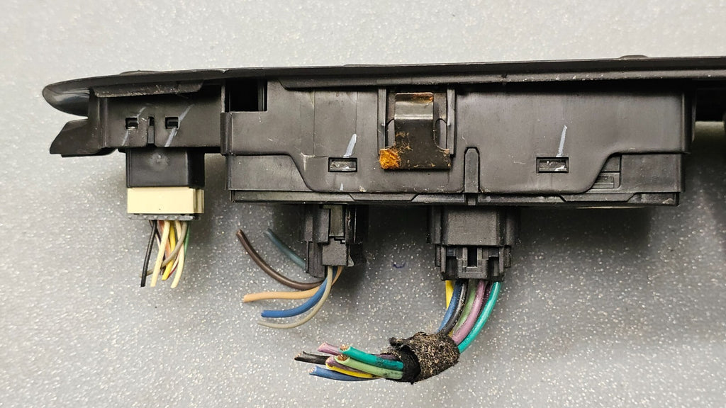 🔥09-16 CHEVY IMPALA LEFT DRIVER MASTER POWER DOOR WINDOW SWITCH BEZEL BLACK