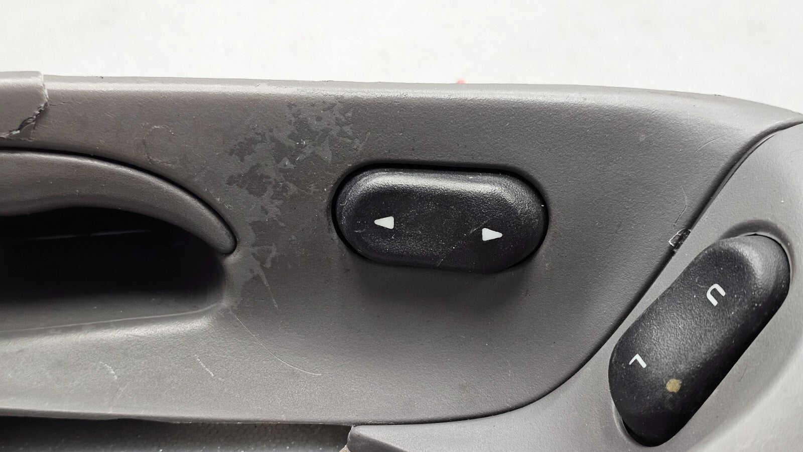 🔥 96-99 FORD TAURUS RIGHT PASSENGER REAR DOOR PANEL WINDOW SWITCH GRAY