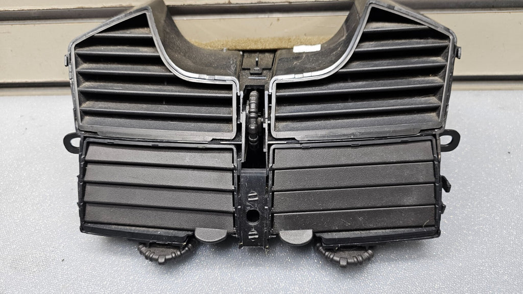 🔥04-08 Chevy Malibu Dash Center AC AIR Vent Heater Conditioning Black