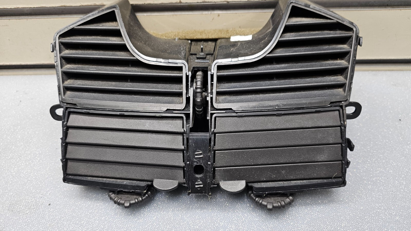🔥04-08 Chevy Malibu Dash Center AC AIR Vent Heater Conditioning Black