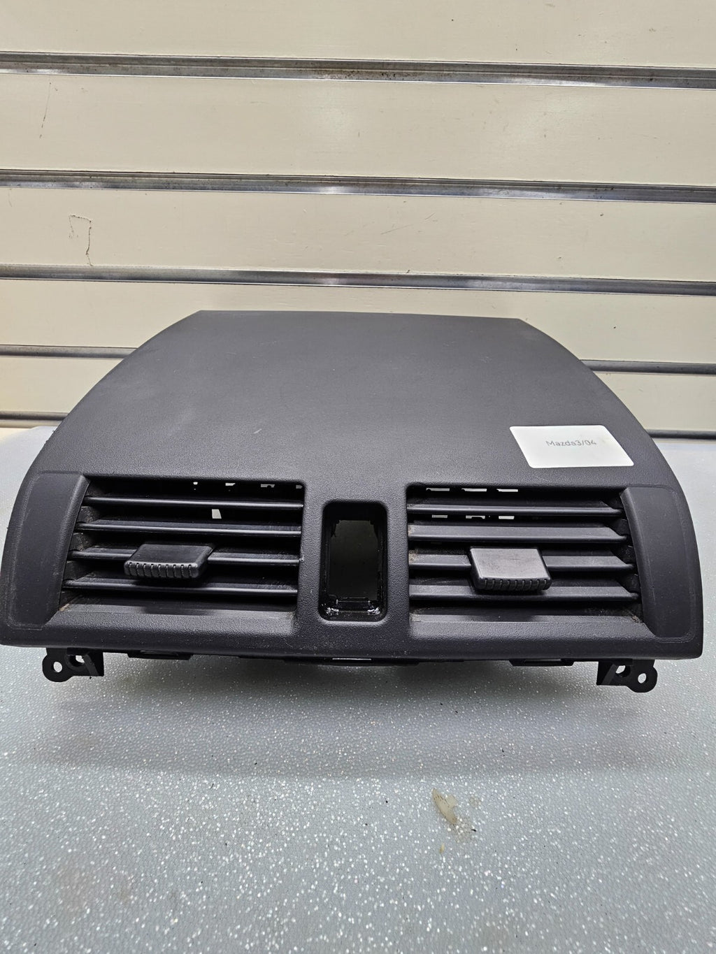 🔥04-08 MAZDA 3 MAZDA3 FRONT CENTER DASH VENT HAZARD BUTTON BEZEL TRIM OEM BLACK