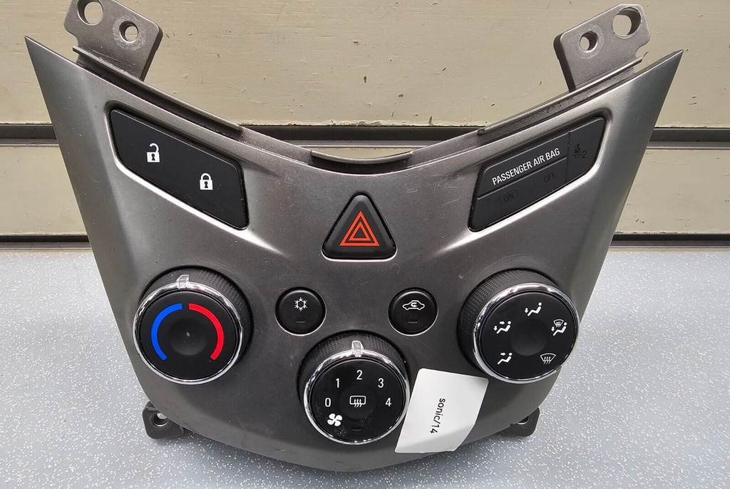 🔥13-14 Chevy Sonic Dash AC Heater Temperature Climate Control Air Conditioner