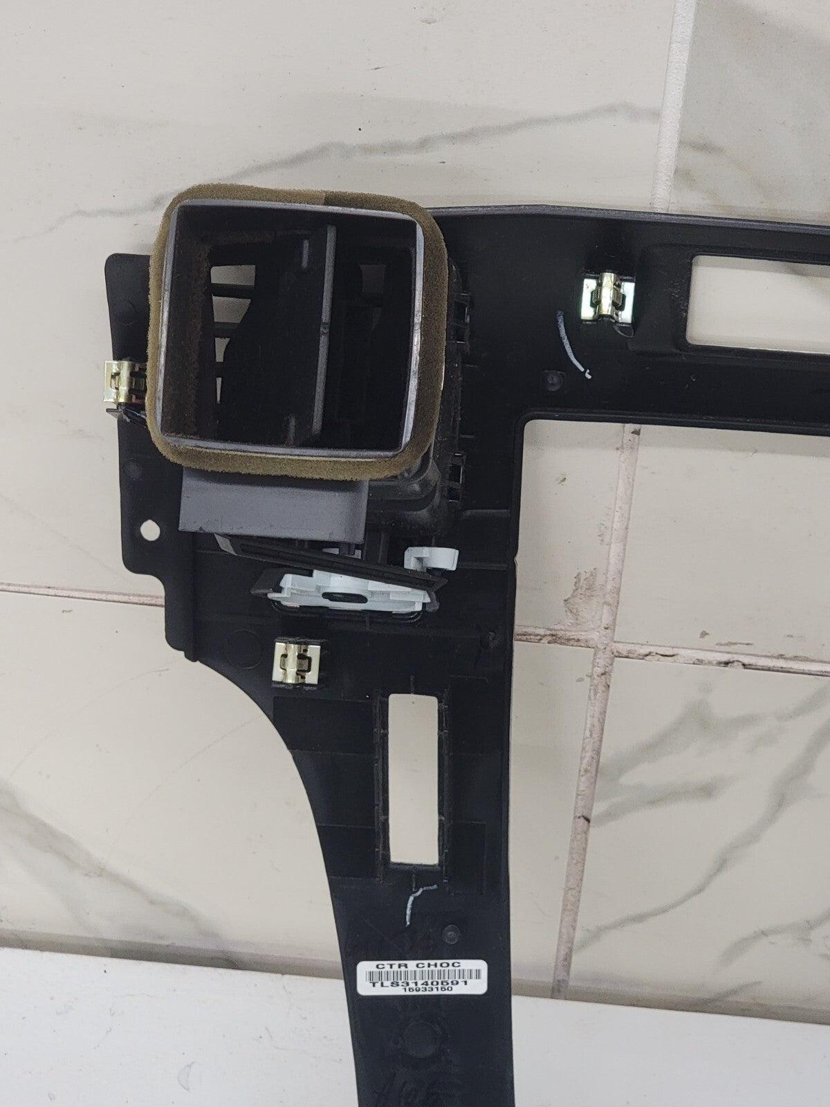 2007-2012 Cadillac Escalade Radio Dash Trim Bezel Panel Silver/Woodgrain Vent
