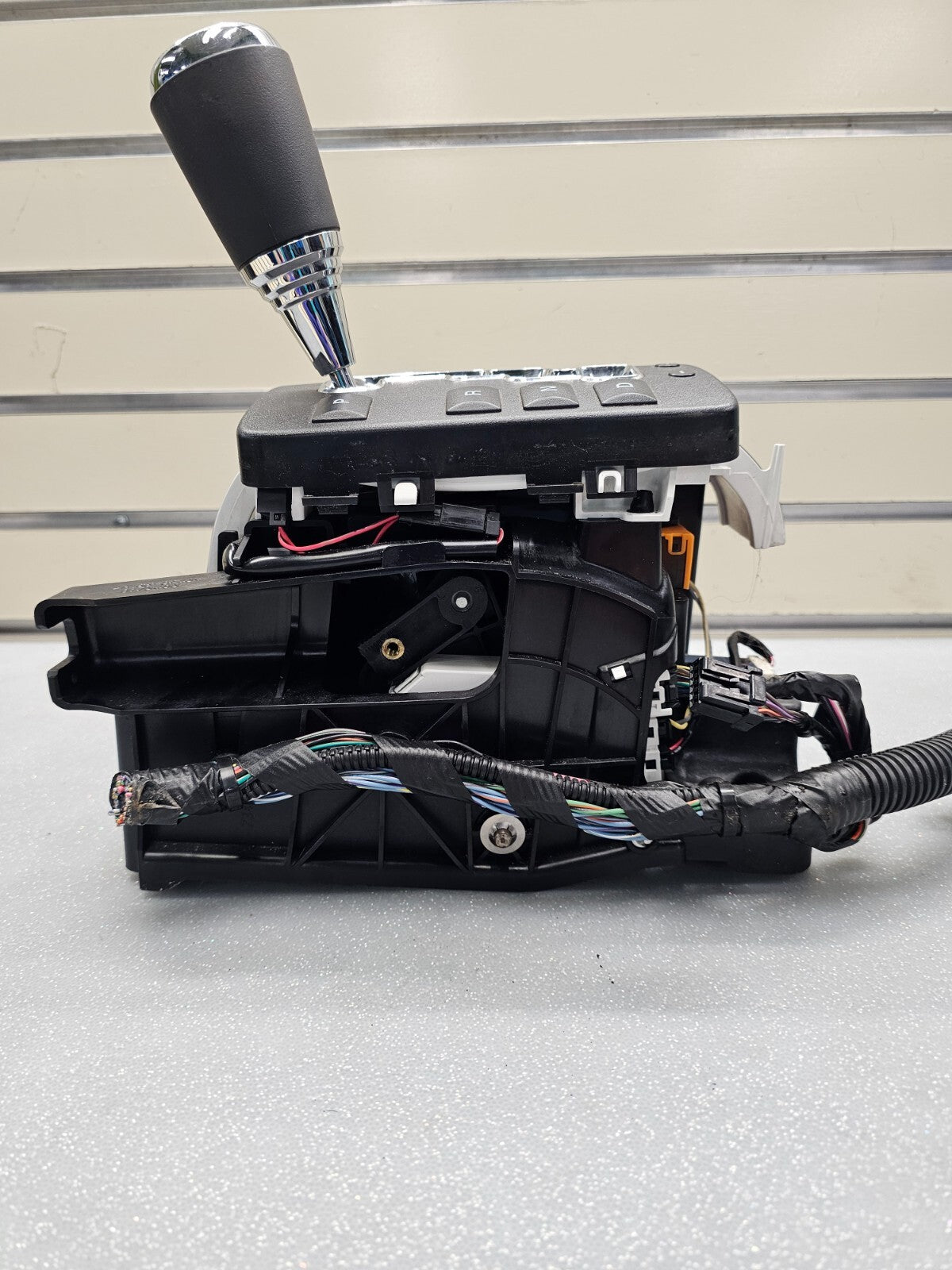 06-10 Jeep Commander Grand Cherokee 2WD Automatic Shifter Assemby/JC