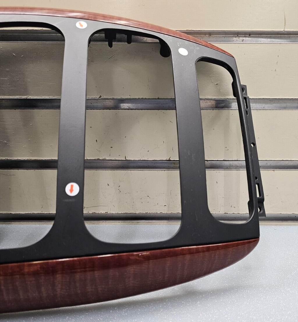 🔥01-07 Caravan Town Country Dash FM Radio Stereo Climate Trom Bezel Black/wood