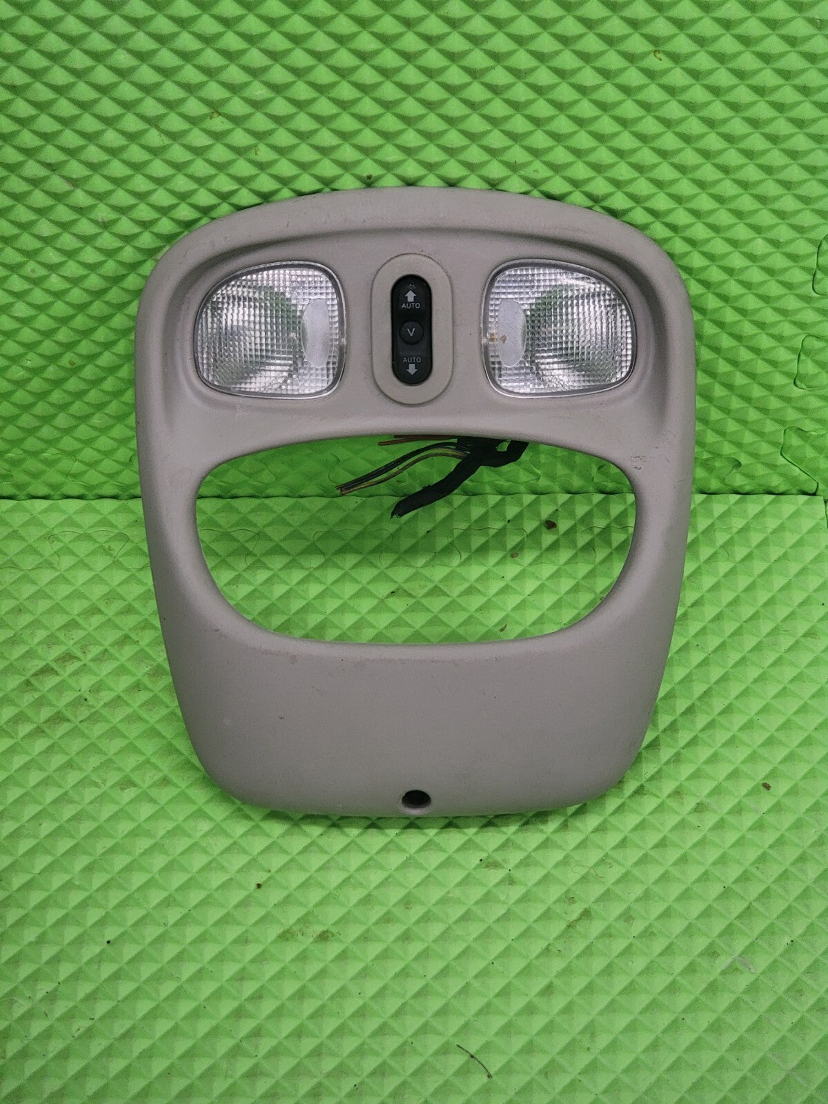 06-08 Dodge Ram 1500 2500 Digital Overhead Console Display Dome Map US/M TAN 06