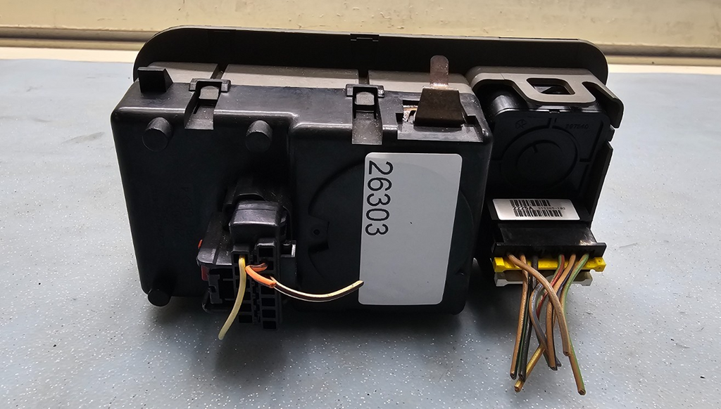 01-07 Caravan Town Country Headlight Fog Light Mirror Power Control Switch Black