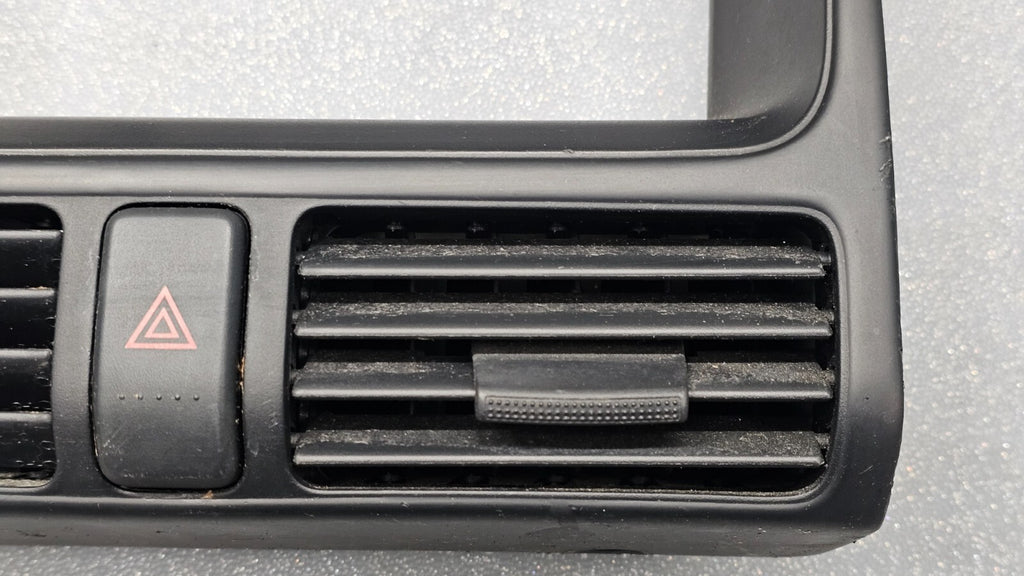 🔥02-06 Honda CR-V Center Panel Air Vent Grille Radio Bezel Black Assembly OEM