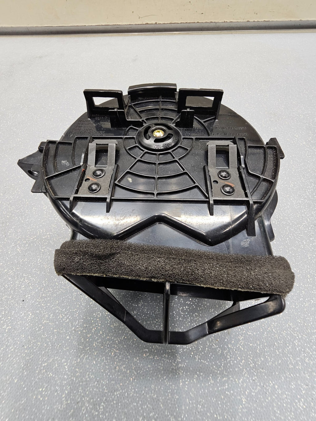 🔥03-06 INFINITI G35 COUPE MIDDLE DASH AIR VENT HEATER CONDITIONING OEM