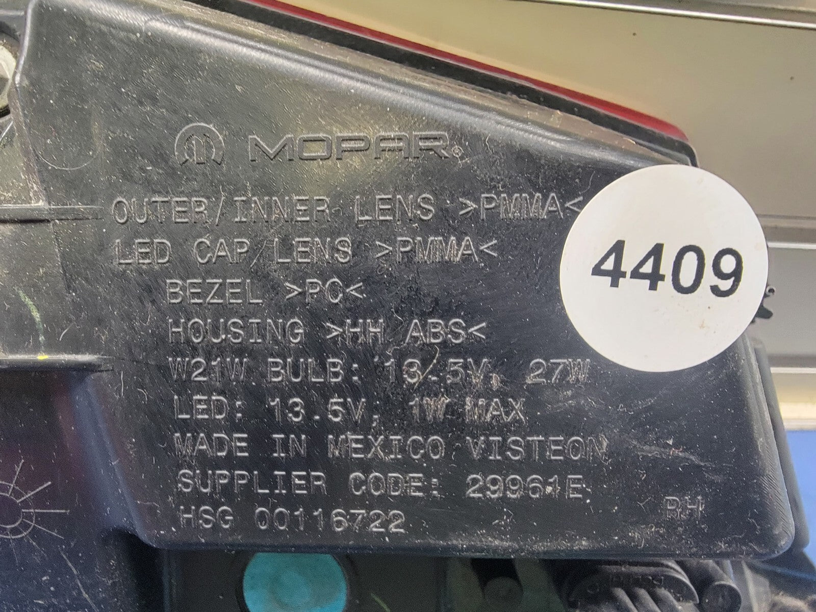 🔥2011-2020 Dodge Journey Tail Light Passenger Right Inner LED OEM