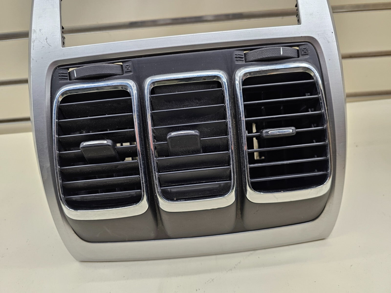 🔥07-12 GMC Acadia Center Dash Radio Bezel Climate Control Trim Panel Silver OEM