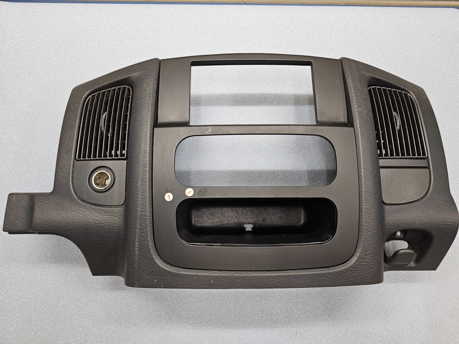 🔥02-05 Dodge RAM Dash RADIO Bezel Climate Trim Panel   Vents Storage BLACK B10