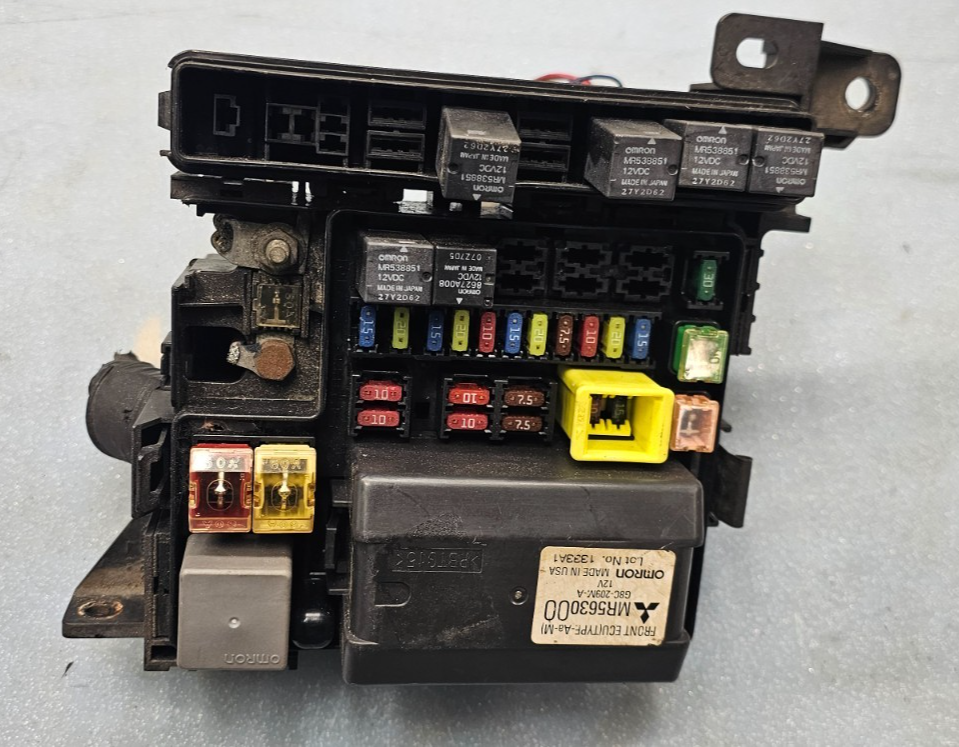 🔥05-12 Mitsubishi Galant Wiring Fuse Box Relay Relay Unit Module Junction Block