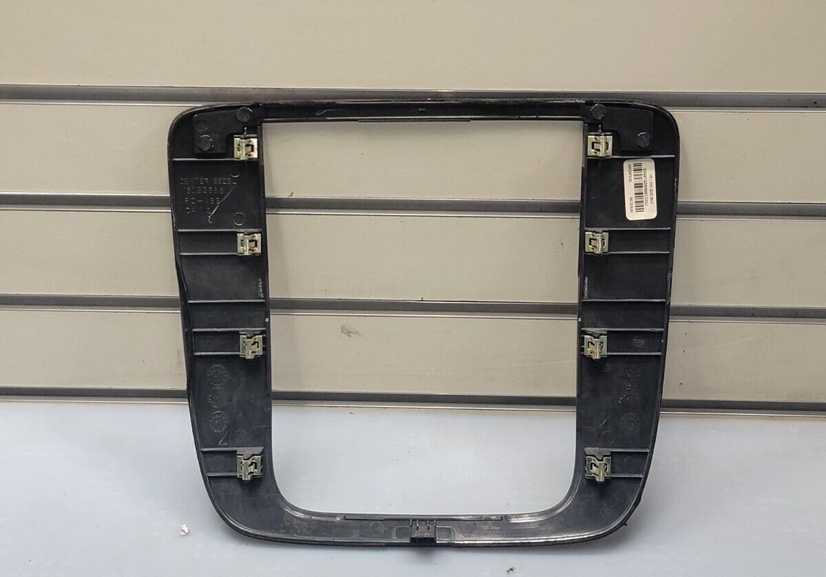 🔥07-13 SUBURBAN TAHOE YUKON CENTER DASH RADIO BEZEL TRIM WOODGRAIN