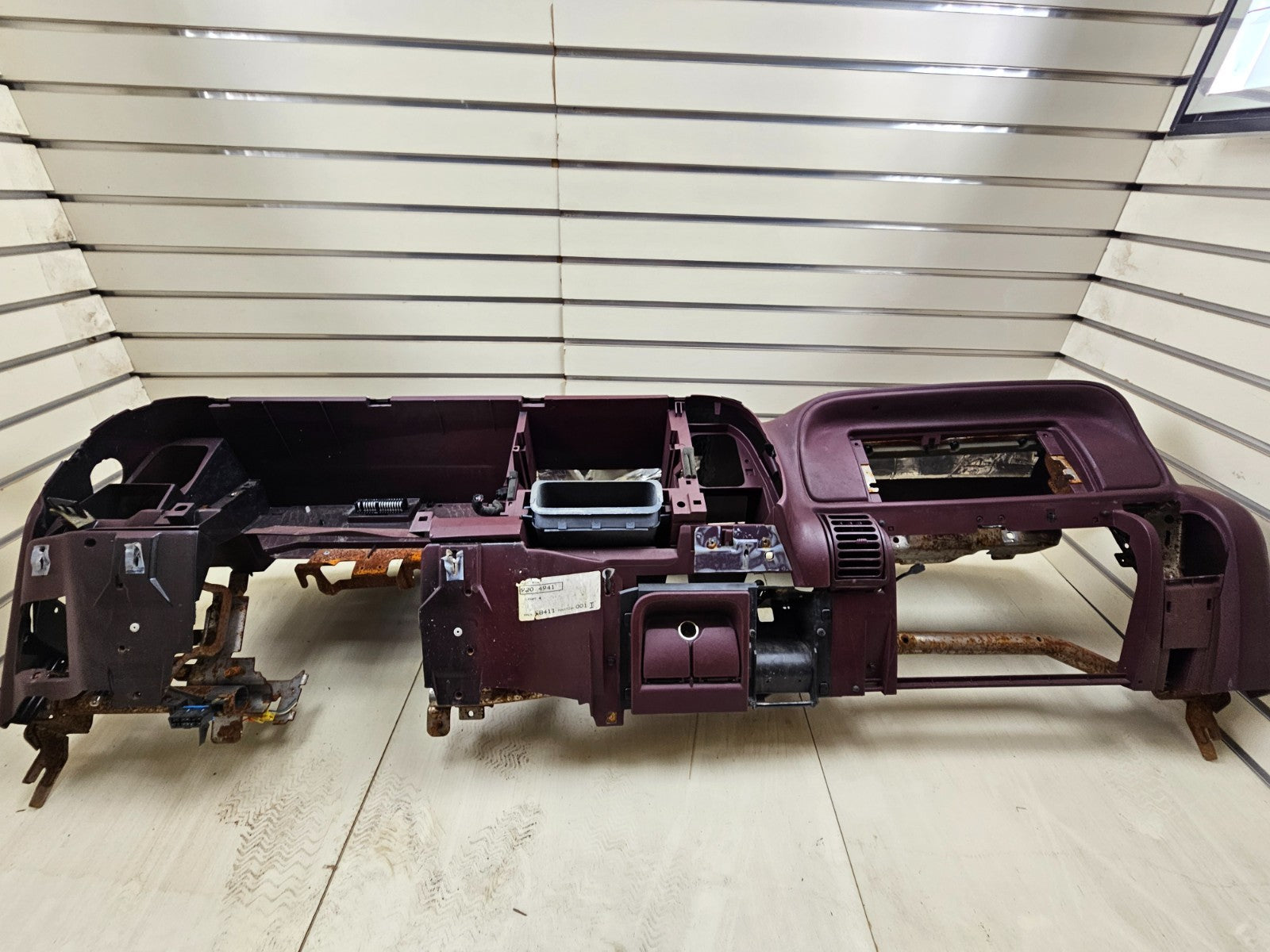 🔥95-99 CHEVY GMC SILVERADO C/K Dashboard DASH CORE Frame Mount RED DB2