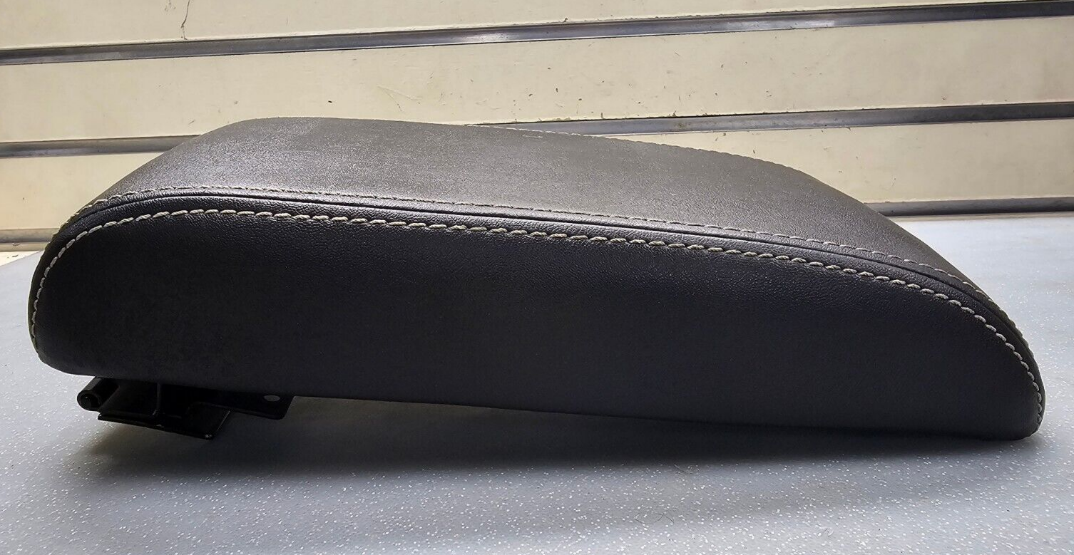 10-12 Fusion Milan Front Center Console Lid Armrest Cover Top Pad Assembly Black