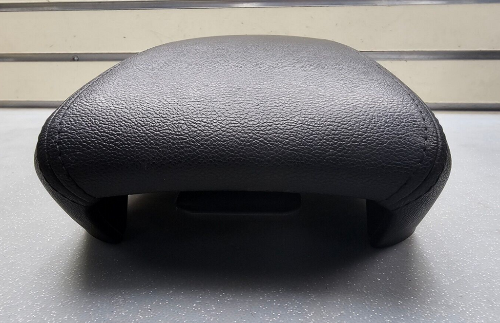 🔥11-14 HYUNDAI SONATA FRONT CENTER CONSOLE ARM REST LID COVER TOP PAD BLACK OEM