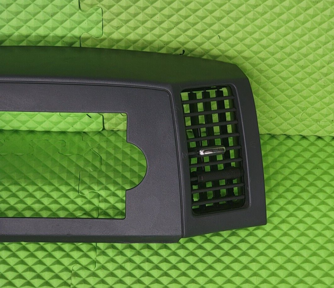🔥05-07 Jeep Grand Cherokee Radio Dash Bezel Trim Surround Vent SLATE GRAY B30