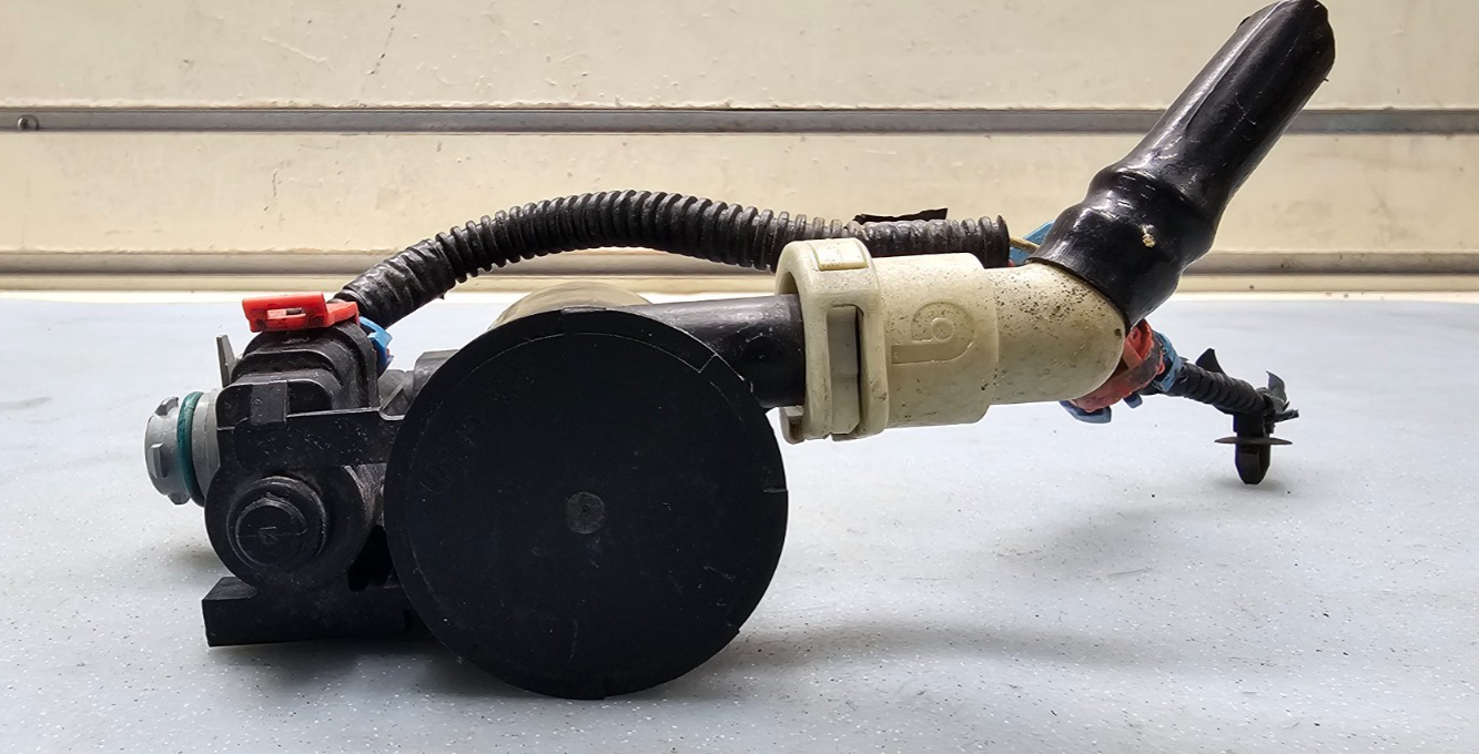 🔥11-18 Kia Optima Sorento Vapor Canister Close Valve BLACK