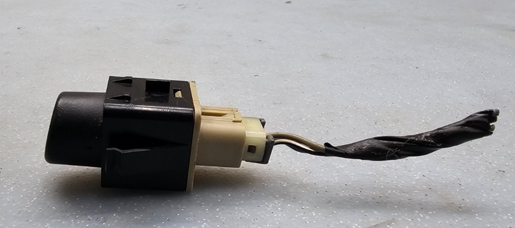 🔥03-10 Cobalt Pontiac G5 Saturn Ion Hazard Emergency Warning Light Switch OEM