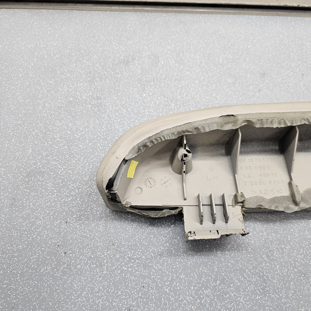 03-06 Chevrolet GMC Silverado Tahoe Front LEFT Door Armrest Handle Light Tan H2
