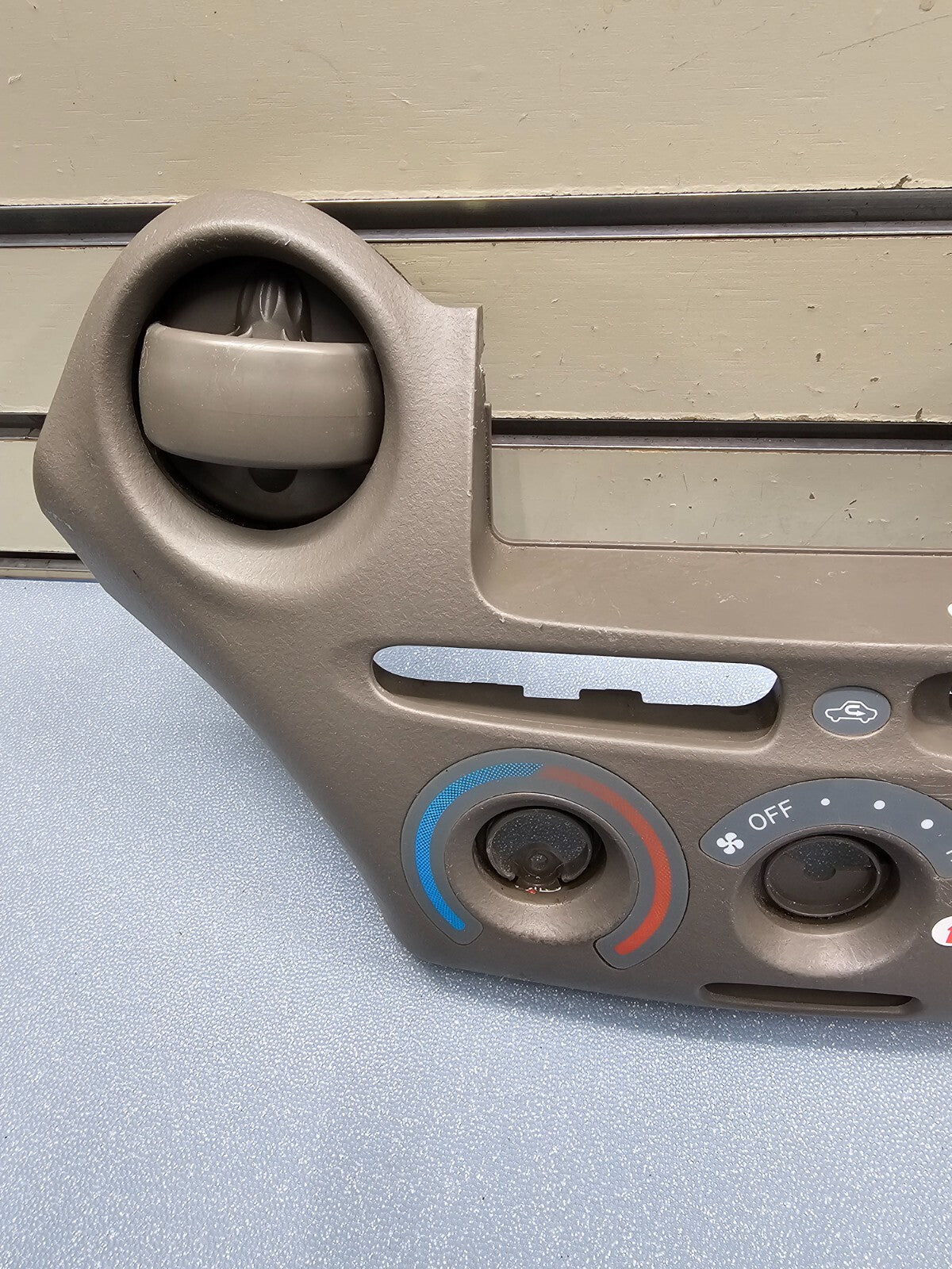 🔥00-05 Toyota Echo Dash Air Vent AC Control Trim Factory Bezel Panel Tan