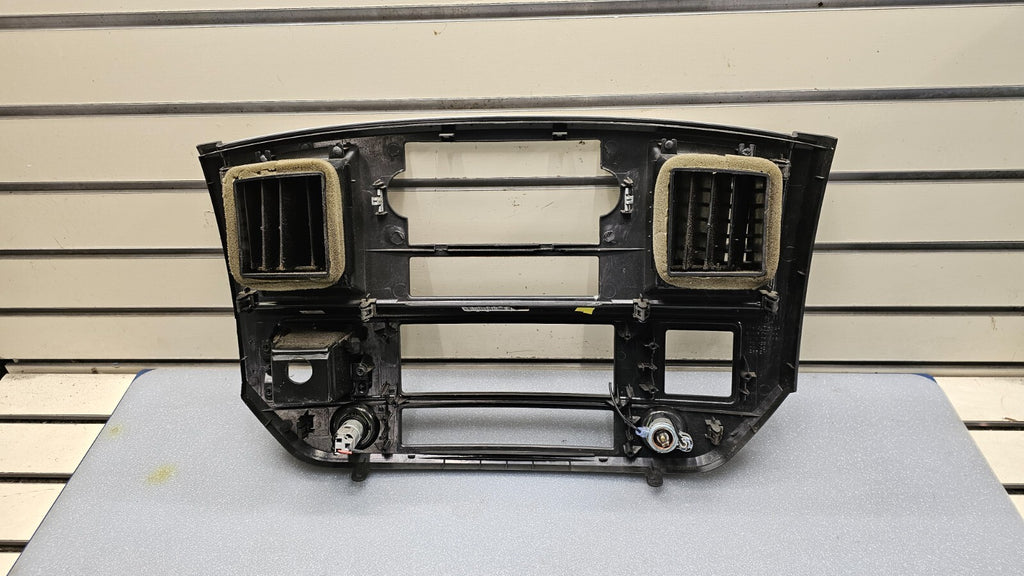 🔥06-08 Dodge RAM Dash RADIO Stereo Bezel Climate Trim Panel Silver/Black B11