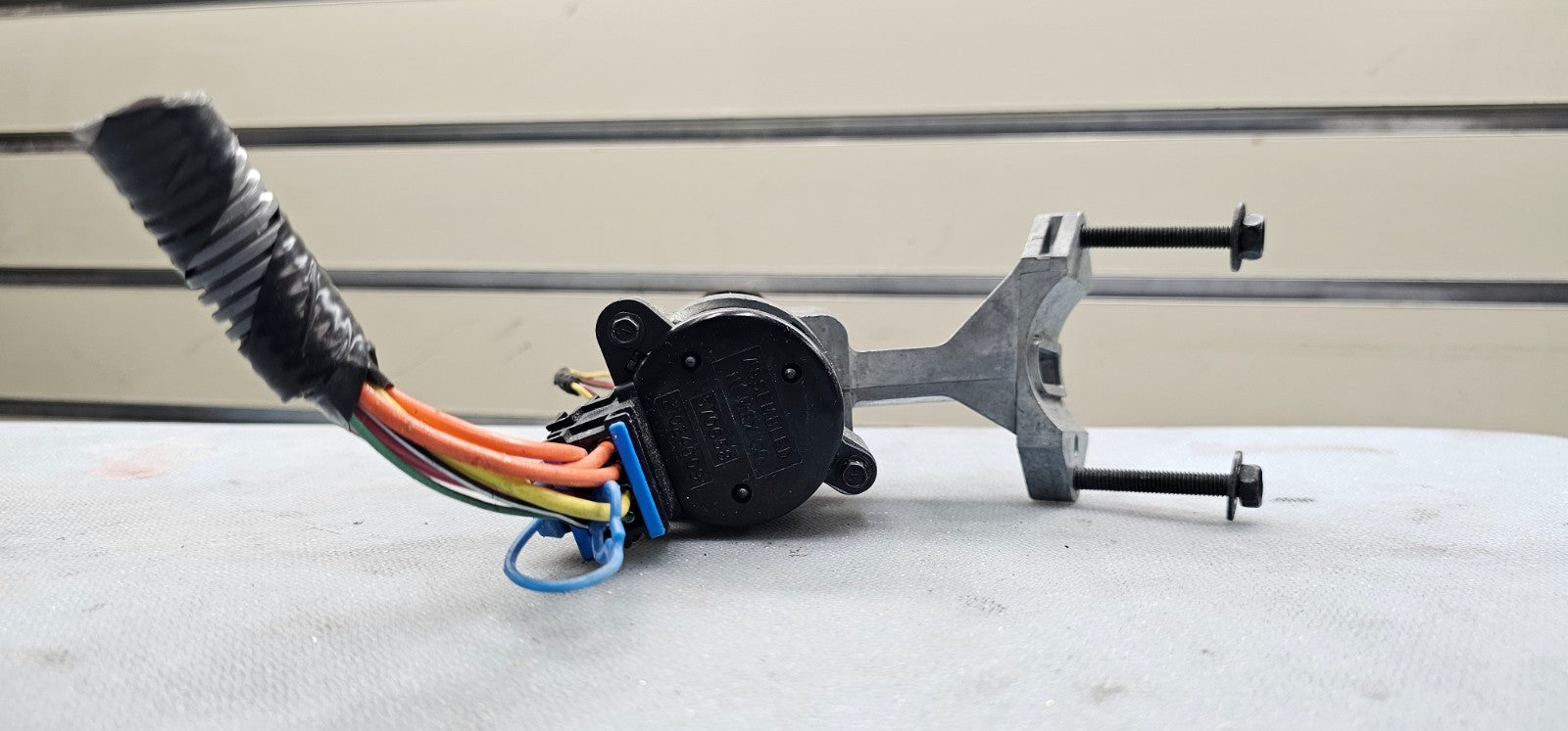 🔥95-07 VUE SC SL STEERING COLUMN IGNITION LOCK CYLINDER KEY SWITCH ASSEMBLY