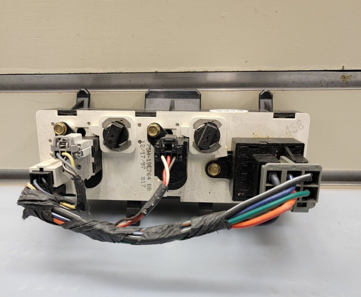 🔥97-02 Ford F-150 F250 Expedition NAVIGATOR Heater A/C Climate Control Unit X1