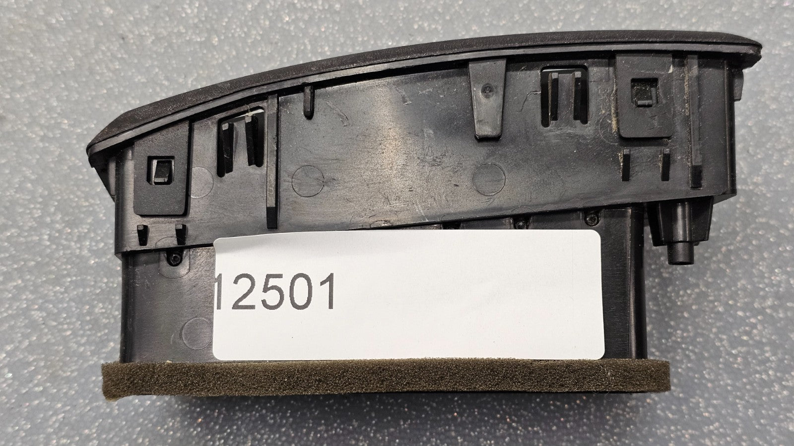 🔥08-11 FORD FOCUS DASH RIGHT PASSSENGER AIR VENT A/C AC HEATER PANEL BLACK