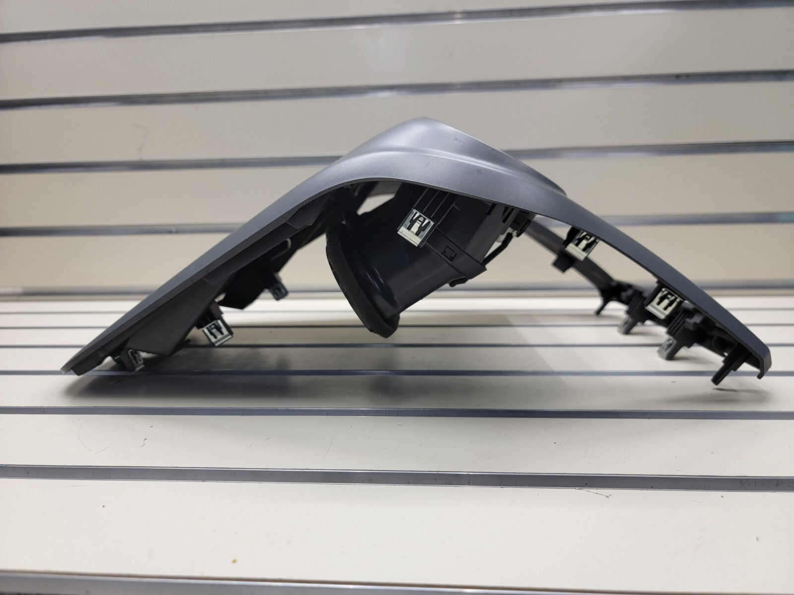 🔥08-10 Saturn Vue Center Dash Radio Stereo Bezel Trim With Vents OEM Gray B31