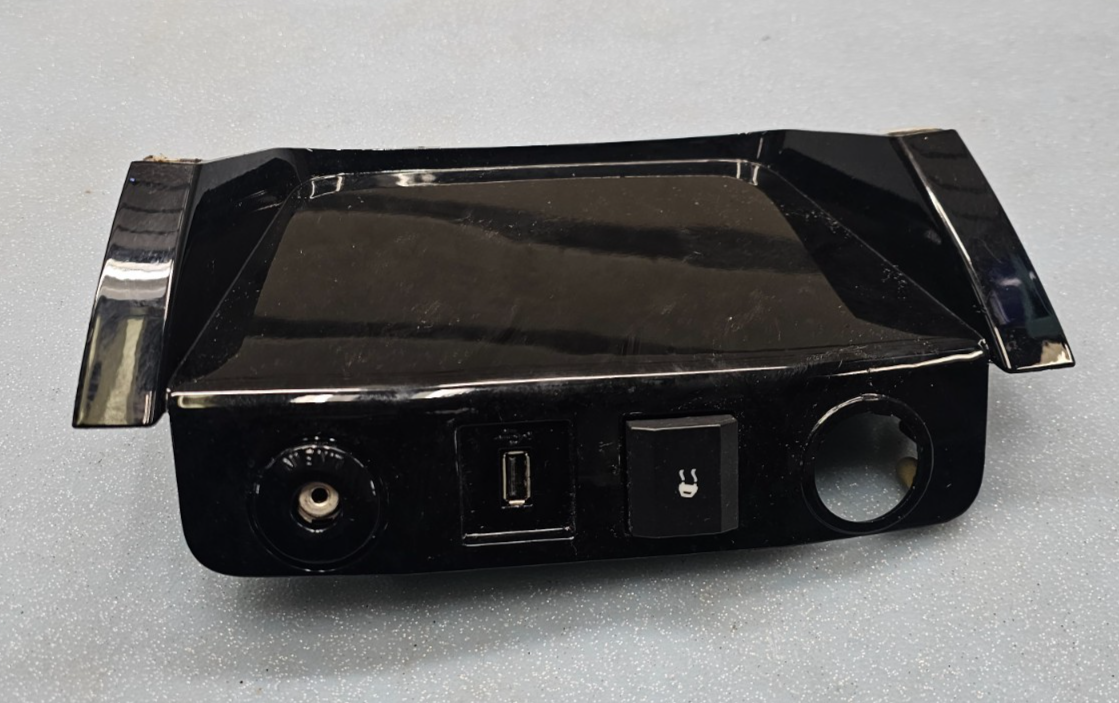 🔥09-12 Escape Mariner Dash Instrument Lower Panel Bezel Traction Control Black