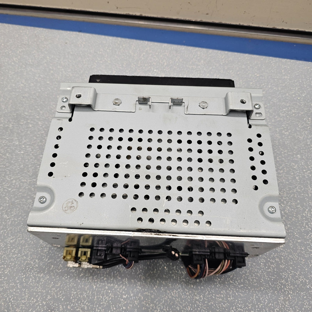 2011-2013 Ford Fiesta AM FM HD Single CD PLAYER SATELITE MP3 Radio Receiver OEM